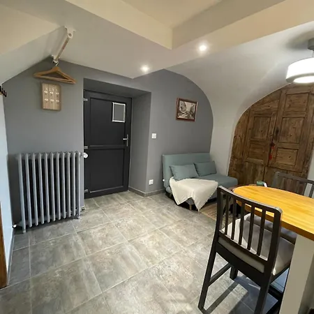 Le Nid Des Coin Coins Les Martres-de-Veyre